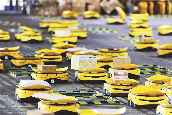 踔厉奋发新征程丨新兴技术融入收拣送环节 自动化设施加速落地应